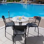 Iliaktida Studio-villas Φρύνι