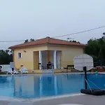 Iliaktida Studio-villas *