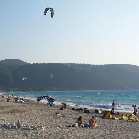 Iliaktida Studio-villas Frinion