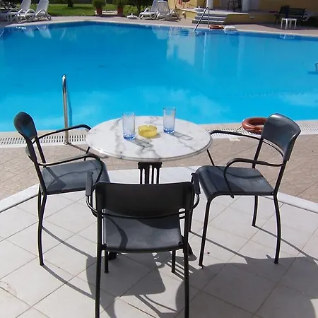 Iliaktida Studio-villas Fríni