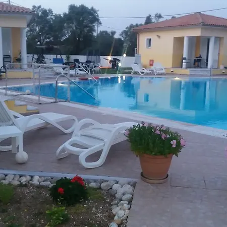 Iliaktida Studio-villas Frinion